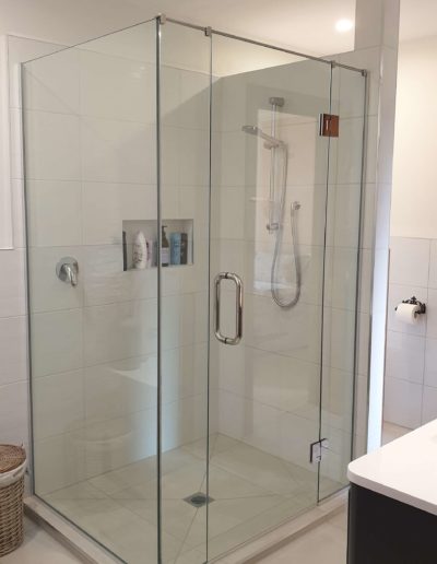 glass showers tauranga
